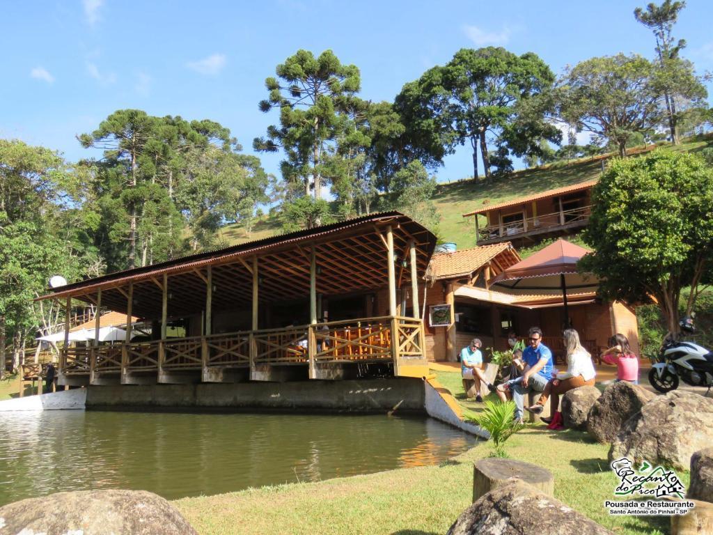 Pousada E Restaurante Recanto Do Pico Santo Antônio do Pinhal Екстериор снимка